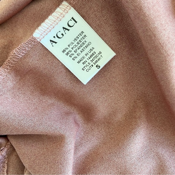 A‘GACI Shiny Bodycon Mini Dress w/ Long Sleeves - Picture 5 of 5